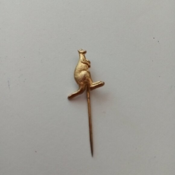 Golden Kangaroo Australia Down Under Pin Antique Pinback Retro Vintage backpack - Picture 7 of 16